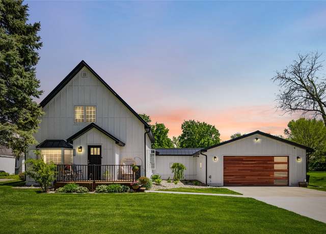 Property at 314 S Cottonwood St, Roland, IA 50236, 3 beds, 2.5 baths