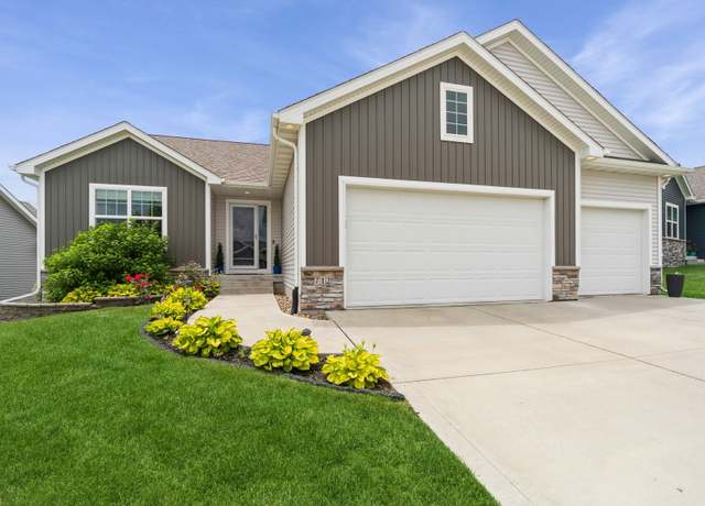 Property at 712 Mallard Pointe Dr NW, Bondurant, IA 50035, 4 beds, 3.5 baths