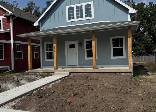 Property at 816 E Edison Ave, Des Moines, IA 50315, 3 beds, 2.5 baths
