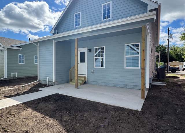 Property at 816 E Edison Ave, Des Moines, IA 50315, 3 beds, 2.5 baths