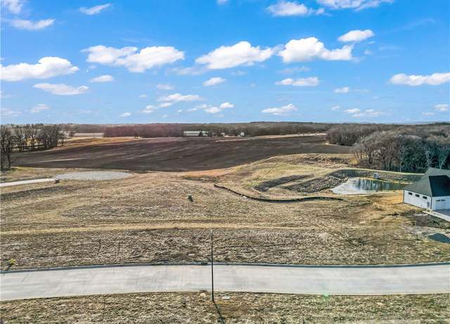 Property at 3851 SW Meadow Rose Ave, West Des Moines, IA 50266