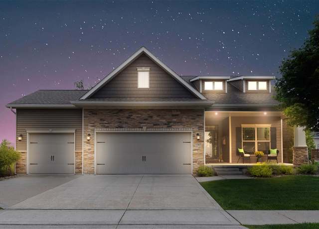 Property at 1585 Snyder St, Waukee, IA 50263, 4 beds, 3 baths