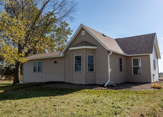 Property at 2396 Old Highway 92 St, Tracy, IA 50256, 2 beds, 1 bath