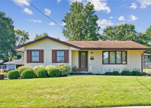 Property at 2817 Richmond Ave, Des Moines, IA 50317, 3 beds, 1.5 baths