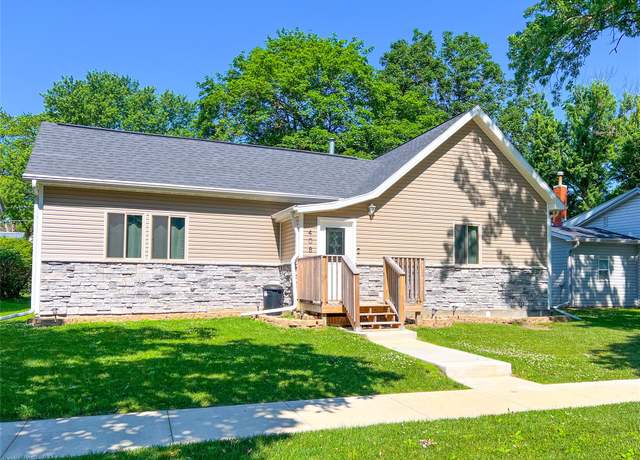 Property at 408 N Division St, Stuart, IA 50250, 4 beds, 3 baths