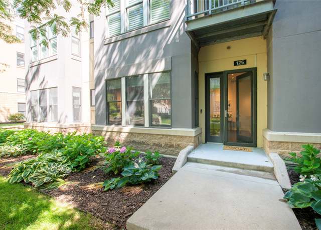 Property at 118 Water St #125, Des Moines, IA 50309, 1 bed, 1.5 baths