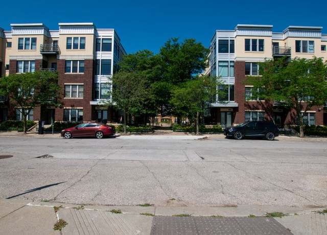 Property at 118 Water St #125, Des Moines, IA 50309, 1 bed, 1.5 baths