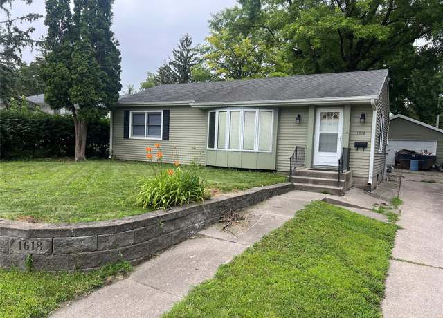 Property at 1618 Douglas Ave, Ames, IA 50010, 2 beds, 1 bath