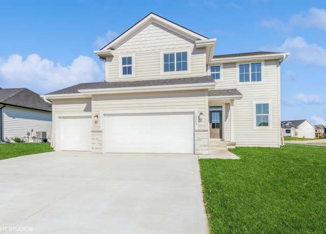 Property at 3504 NW 27th St, Ankeny, IA 50023, 4 beds, 2.5 baths
