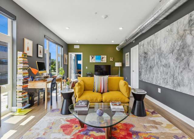 Property at 450 SW 7th St #210, Des Moines, IA 50309, 2 beds, 2 baths