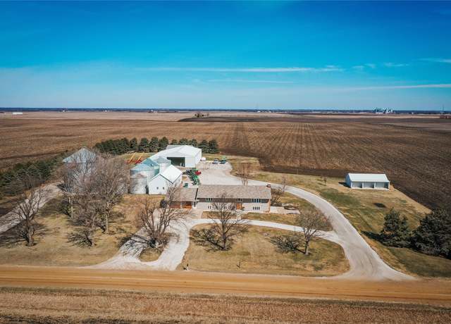 Property at 3331 380th St, Stratford, IA 50249, 4 beds, 3 baths