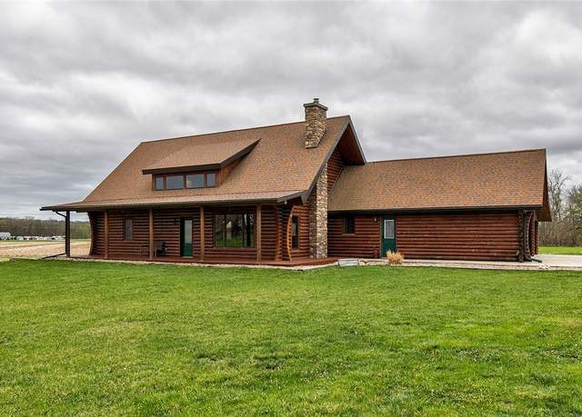 Property at 2023 Woody Ct, Prole, IA 50229, 4 beds, 3.5 baths