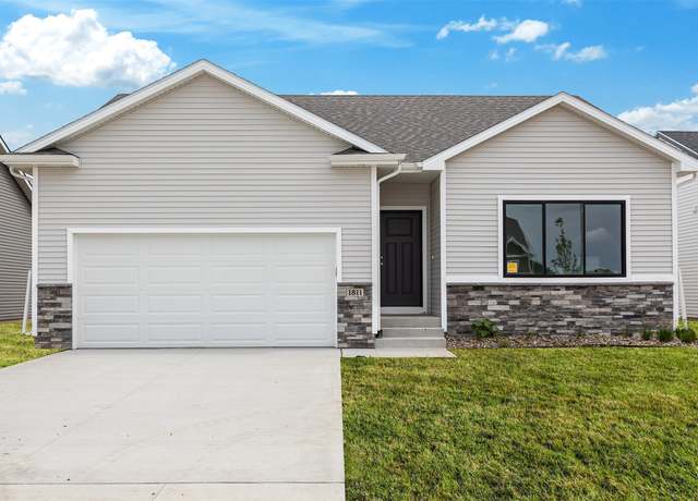 Property at 1803 Tuscany Dr SE, Altoona, IA 50009, 3 beds, 2 baths