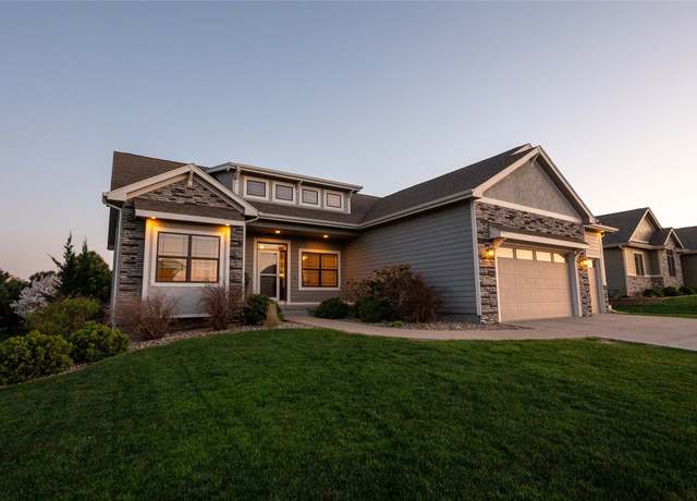 Property at 16206 Brookview Dr, Urbandale, IA 50323, 5 beds, 3 baths
