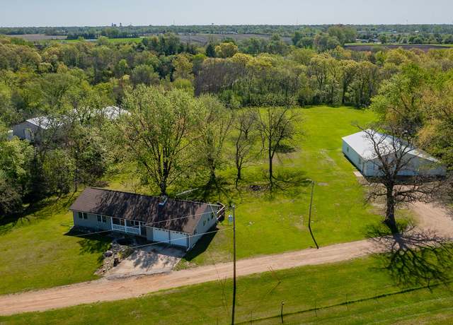 Property at 1198 198th Rd, Boone, IA 50036, 4 beds, 2 baths