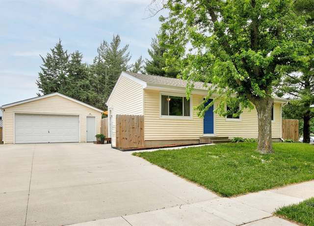 Property at 2223 E Rose Ave, Des Moines, IA 50320, 4 beds, 2 baths