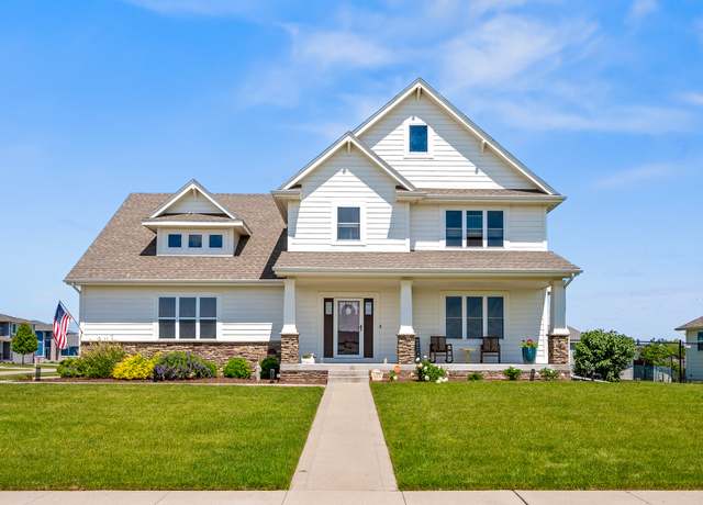Property at 7305 NW 18th St, Ankeny, IA 50023, 3 beds, 3.5 baths
