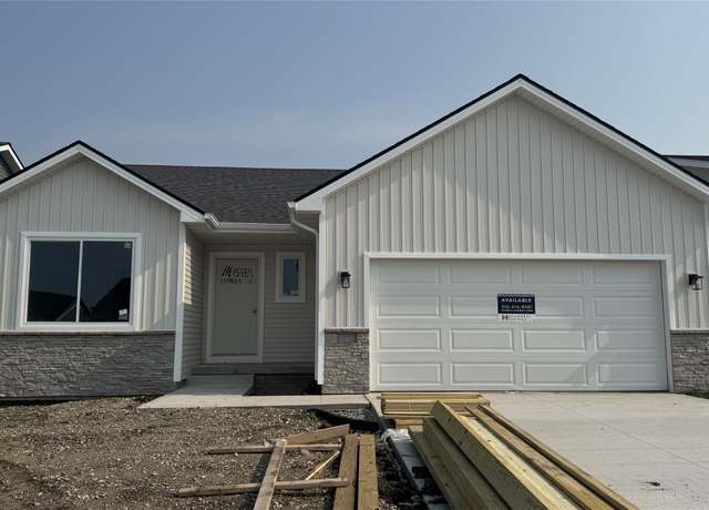 Property at 1147 NW Petersen Dr, Waukee, IA 50263, 3 beds, 3 baths