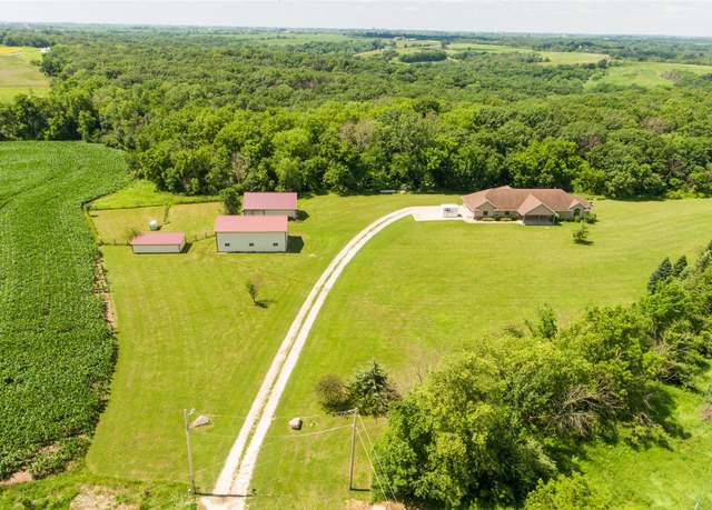 Property at 32161 G Trl, Redfield, IA 50233, 5 beds, 3.5 baths