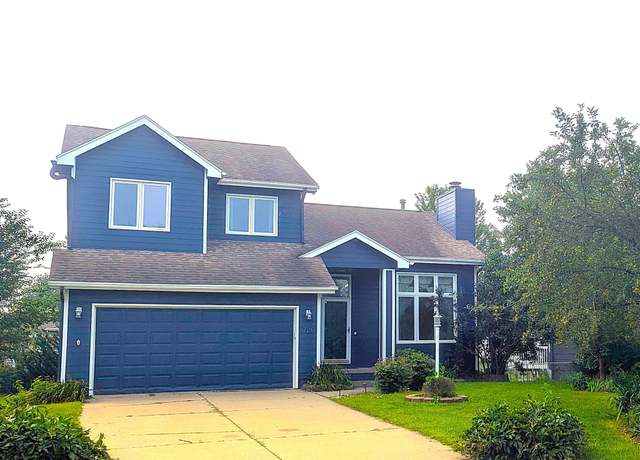 Property at 725 NW Scott St, Ankeny, IA 50023, 5 beds, 2.5 baths