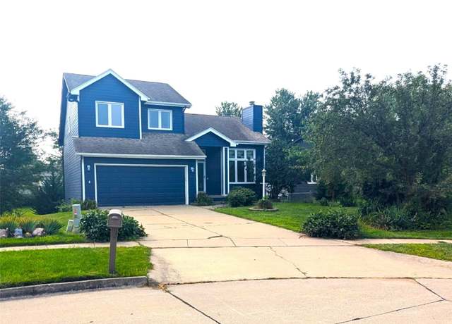 Property at 725 NW Scott St, Ankeny, IA 50023, 5 beds, 2.5 baths