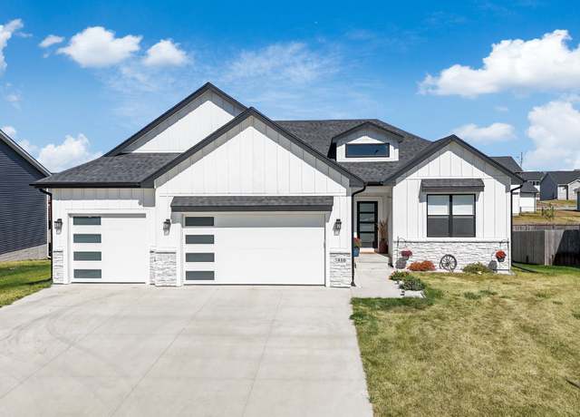 Property at 3416 NW Reinhart Dr, Ankeny, IA 50023, 4 beds, 3 baths