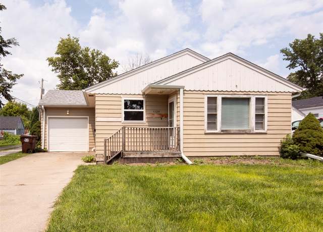 Property at 1125 J Ave, Nevada, IA 50201, 3 beds, 1 bath