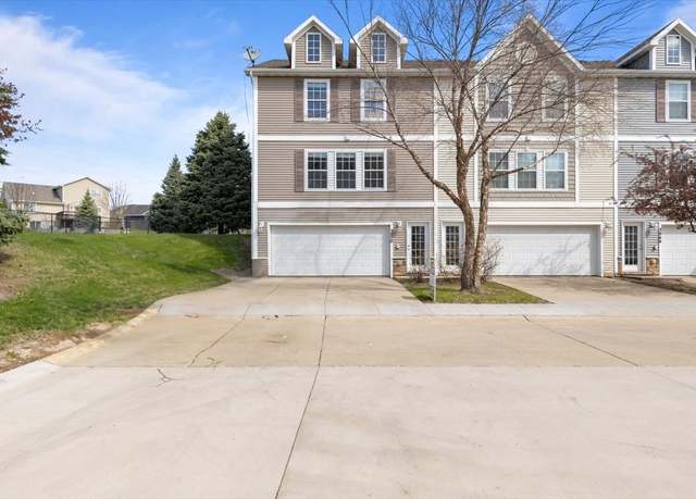 Property at 3070 SW Sharmin Ln, Ankeny, IA 50023, 2 beds, 2 baths