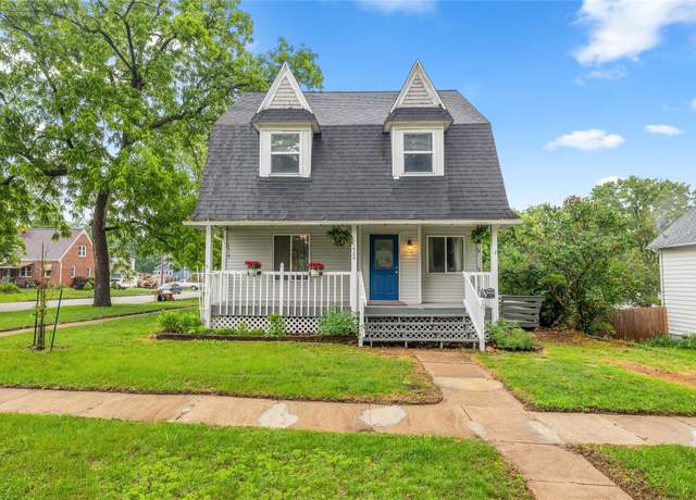 Property at 428 Crawford St, Boone, IA 50036, 3 beds, 1.5 baths