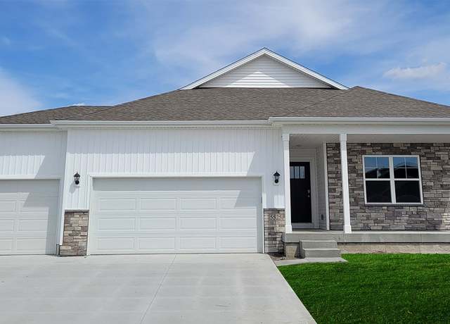 Property at 25070 Eagle Vista Dr, Adel, IA 50003, 3 beds, 2 baths