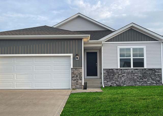 Property at 2376 SE Creekhill Way, West Des Moines, IA 50265, 4 beds, 3 baths
