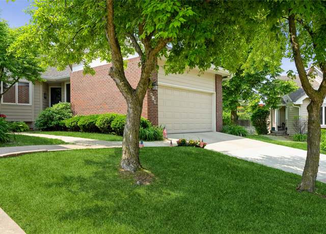 Property at 4301 Park Ave #810, Des Moines, IA 50321, 3 beds, 3 baths