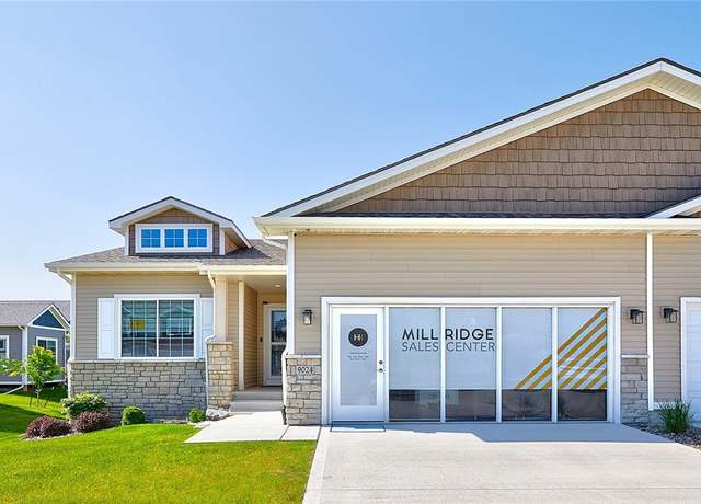 Property at 9024 Calpurnia Dr, West Des Moines, IA 50266, 3 beds, 3 baths