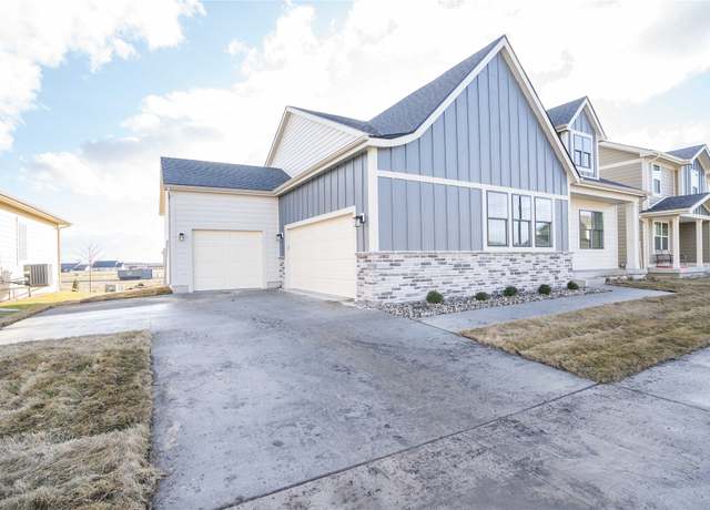 Property at 316 SW 17th St, Ankeny, IA 50023, 3 beds, 2 baths