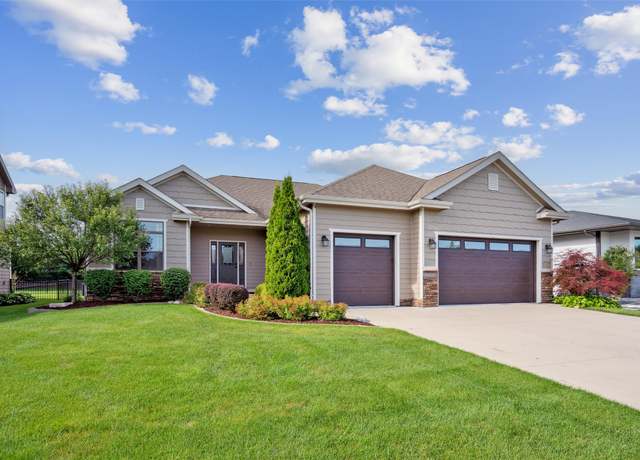 Property at 14910 Madison Ave, Urbandale, IA 50323, 5 beds, 3 baths