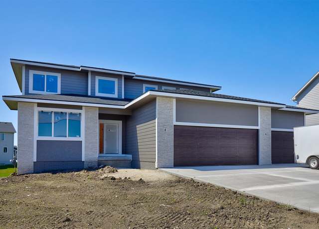 Property at 50 NW Ashley Ct, Waukee, IA 50263, 4 beds, 3 baths