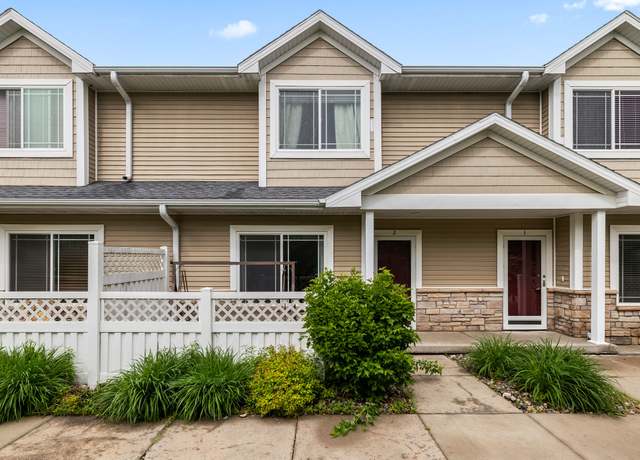 Property at 2341 Hart Ave #2, Des Moines, IA 50320, 3 beds, 2.5 baths
