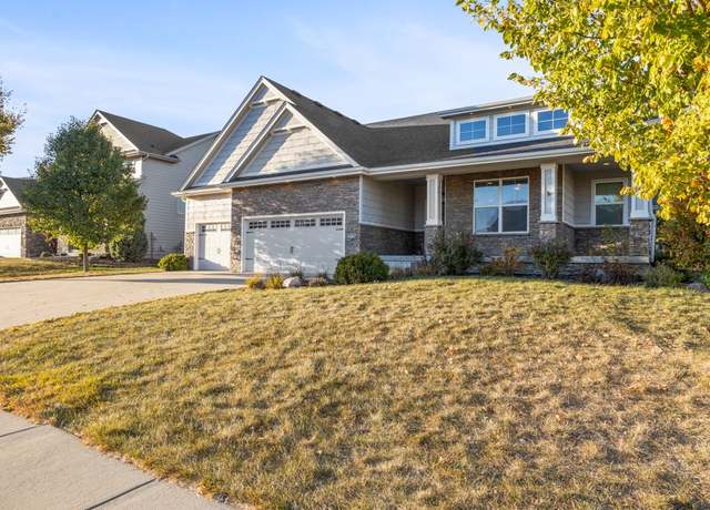 Property at 575 Whistling Ct, Waukee, IA 50263, 4 beds, 3 baths