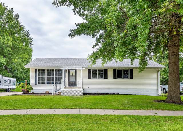 Property at 1709 W 5th Ave, Indianola, IA 50125, 3 beds, 3 baths