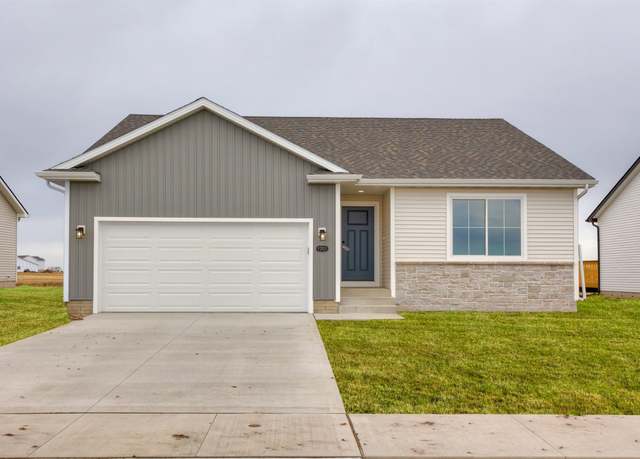 Property at 1201 Featherstone Ave NE, Bondurant, IA 50035, 3 beds, 2 baths