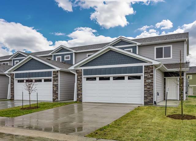 Property at 227 NW Waverly Dr, Waukee, IA 50263, 2 beds, 1.5 baths