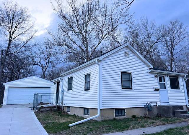 Property at 319 S Franklin Ave, Ames, IA 50014, 2 beds, 1 bath