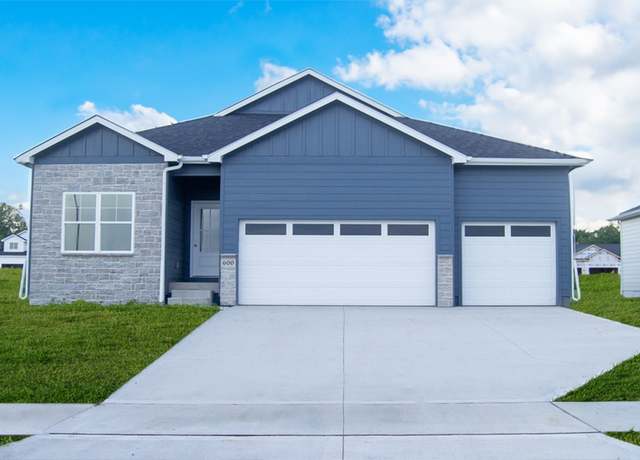 Property at 600 NW Concord Ln, Waukee, IA 50263, 4 beds, 4 baths