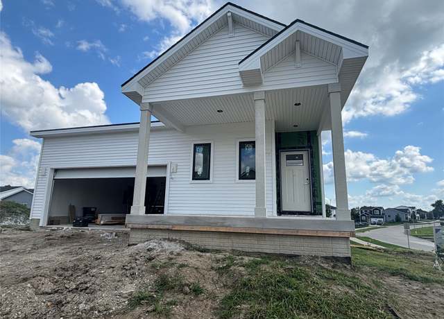 Property at 1706 Gordon Ct, Norwalk, IA 50211, 3 beds, 2.5 baths