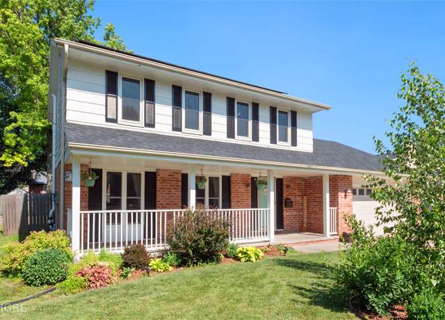 Property at 608 E 15th St N, Newton, IA 50208, 4 beds, 2.5 baths