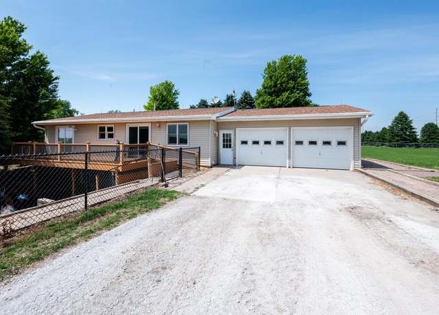 Property at 28453 530th Ave, Kelley, IA 50134, 3 beds, 3 baths