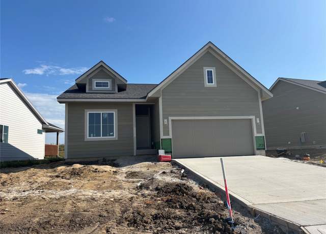 Property at 1830 Silver Maple Dr, Norwalk, IA 50211, 3 beds, 2 baths