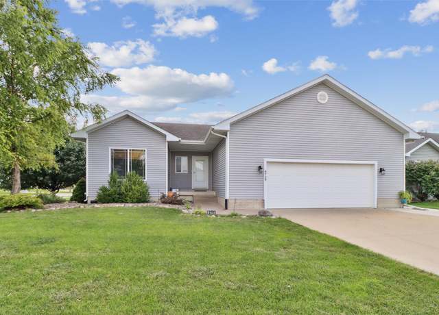 Property at 4729 E Merced St, Des Moines, IA 50317, 4 beds, 3 baths