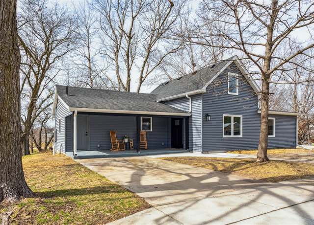 Property at 514 S Brobst St, Knoxville, IA 50138, 3 beds, 2 baths
