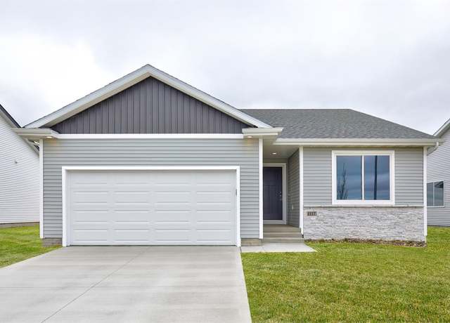 Property at 1117 Featherstone Ave NE, Bondurant, IA 50035, 3 beds, 2 baths